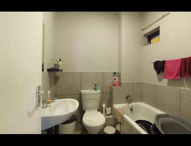 2 BEDROOM APARTMENT FOR SALE IN RIVERSIDE VIEW EXT 35